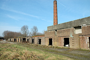 Vlasfabriek Sint Andries, Tragel, Koewacht