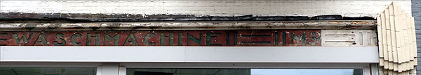 N.V. Letters Velo Waschmachine Mij., rechts